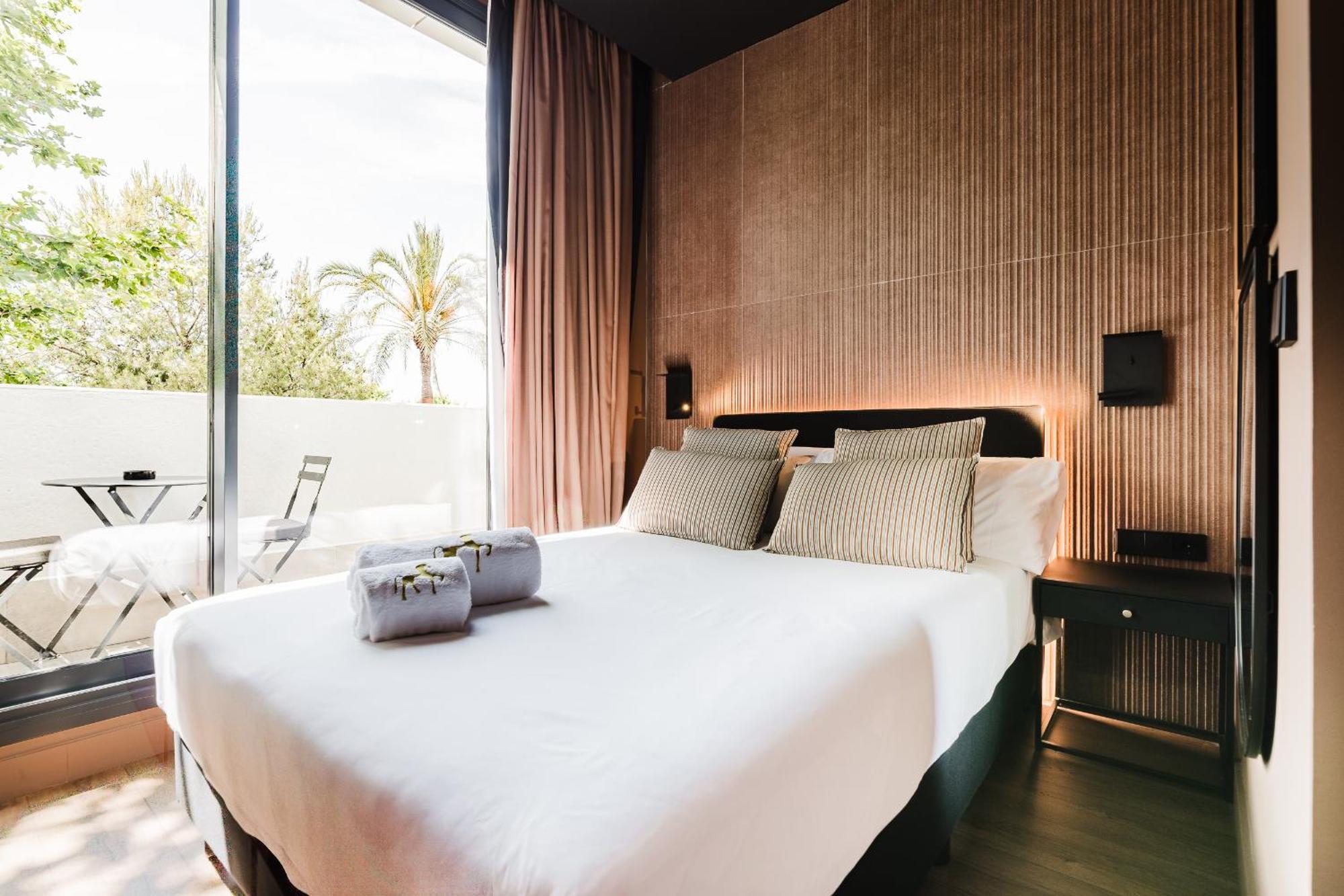 Arena Select Hotel