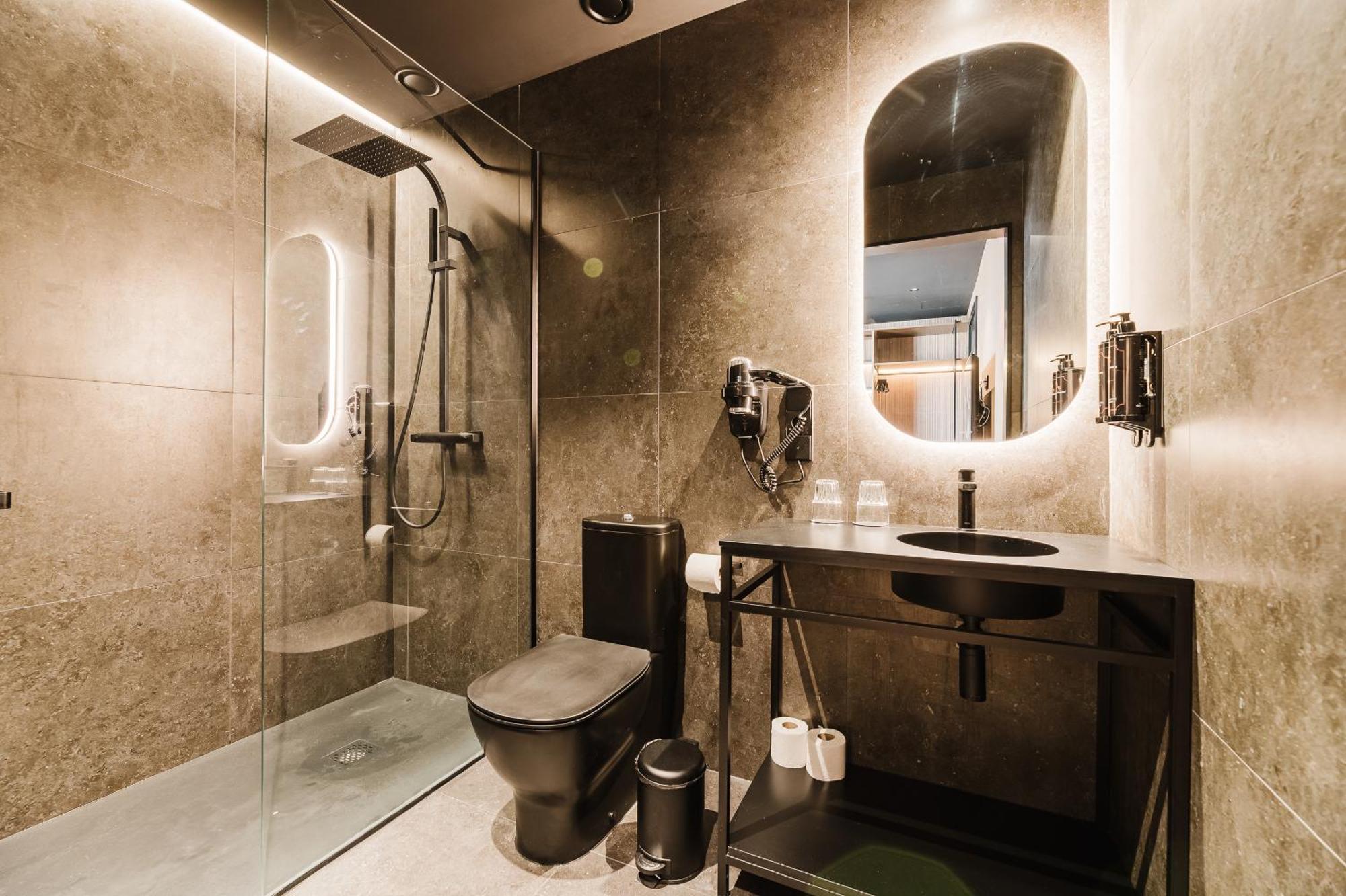 Arena Select Hotel 3*